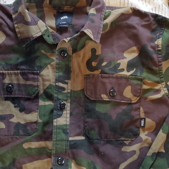 Camp vans button up - Picture 2 of 2